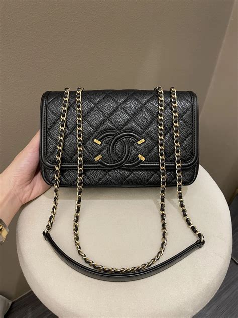 chanel cc filigree flap bag review